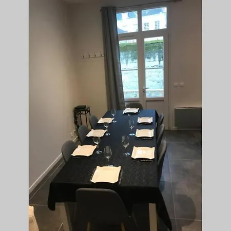 Jolie Maison En Tuffeau Dans Le Centre De Saumur Buitenkant foto