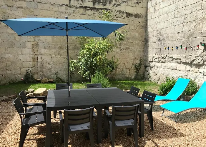Jolie maison en tuffeau dans le centre de Saumur