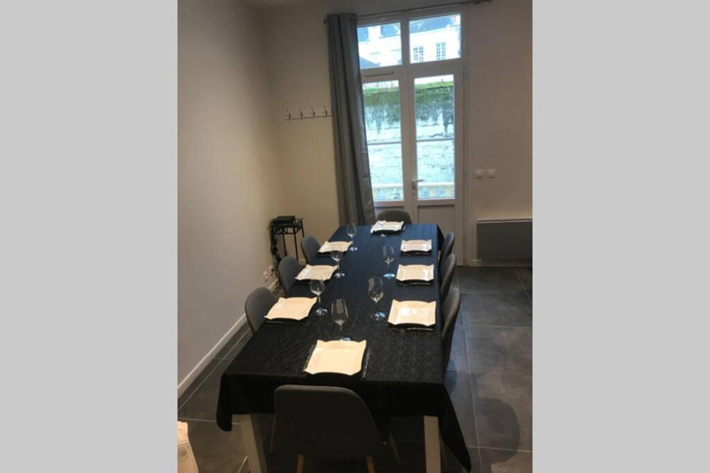 Jolie Maison En Tuffeau Dans Le Centre De Saumur