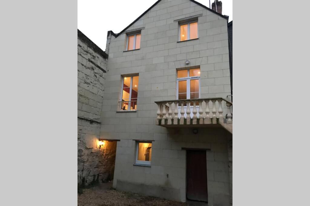 Jolie Maison En Tuffeau Dans Le Centre De * Saumur